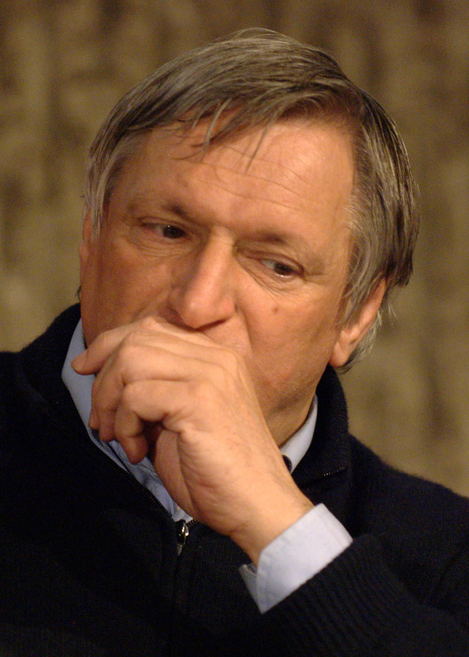 Don Luigi Ciotti durante un incontro sulla lotta alle mafie a Trento